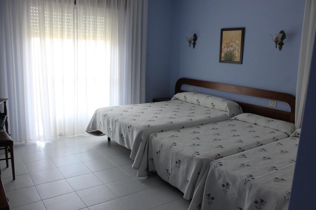 Hotel Arco Iris Villanueva De Arosa Δωμάτιο φωτογραφία